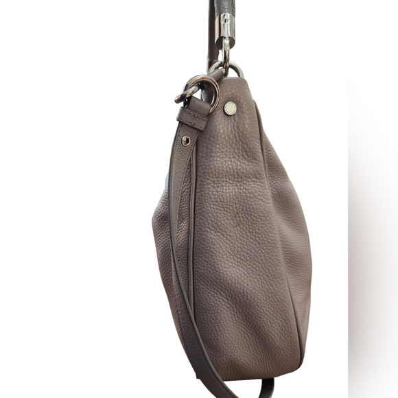 Marc By Marc Jacobs Light Gray Hobo Bag Pre-Loved - Picture 5 of 11
